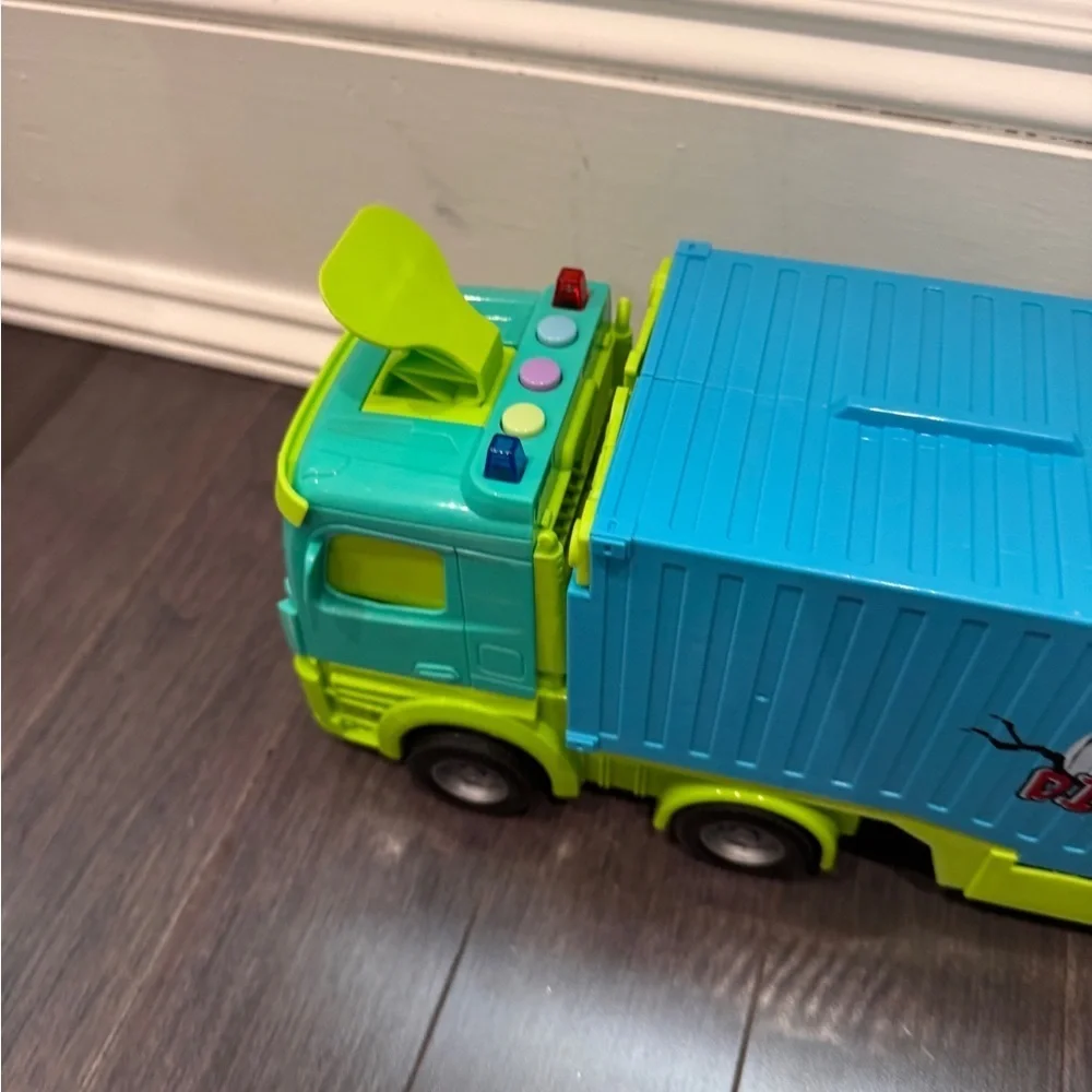 NWOT Dinosaur Adventure EXTENDABLE 47in Transport Truck TRACK - 6 Cars Included